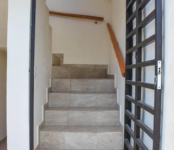 Hotel Puerto Corcho 2*